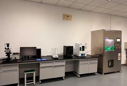 Impulsando la mejora del control de la limpieza en sistemas de refrigeración líquida: de la extracción de precisión al análisis inteligente.